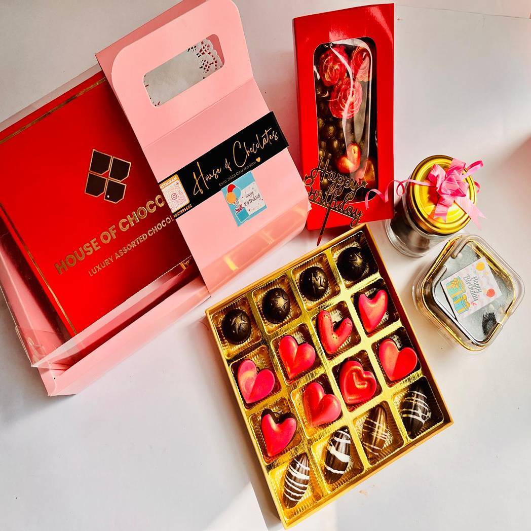 Personalised Kids Birthday Chocolates [Box of 16]